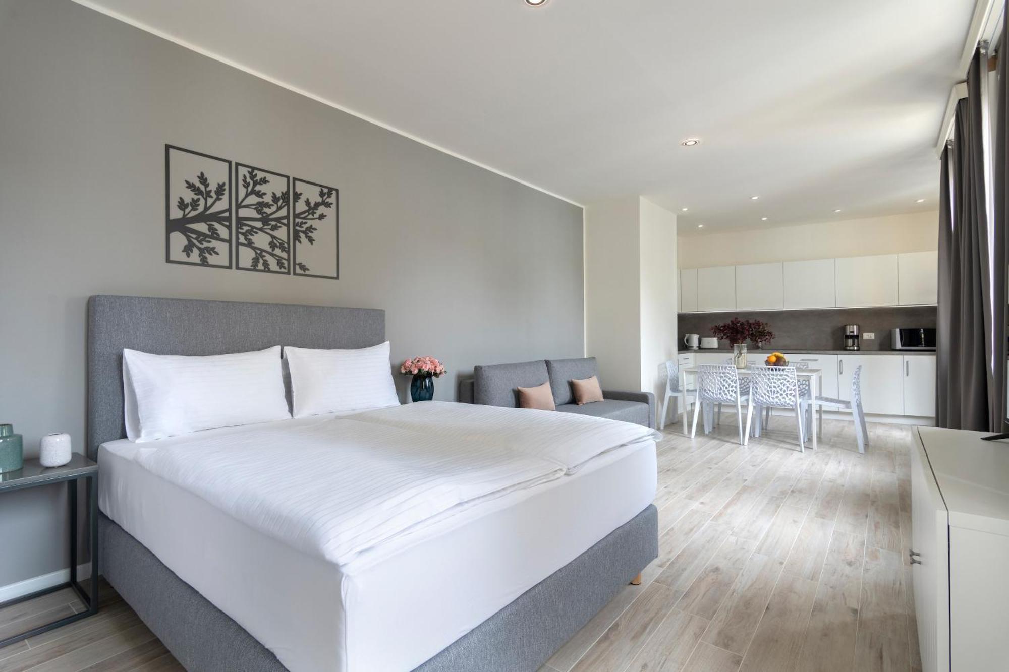 Kinsky Garden Apartments And Suites By Dwellfort Prag Værelse billede