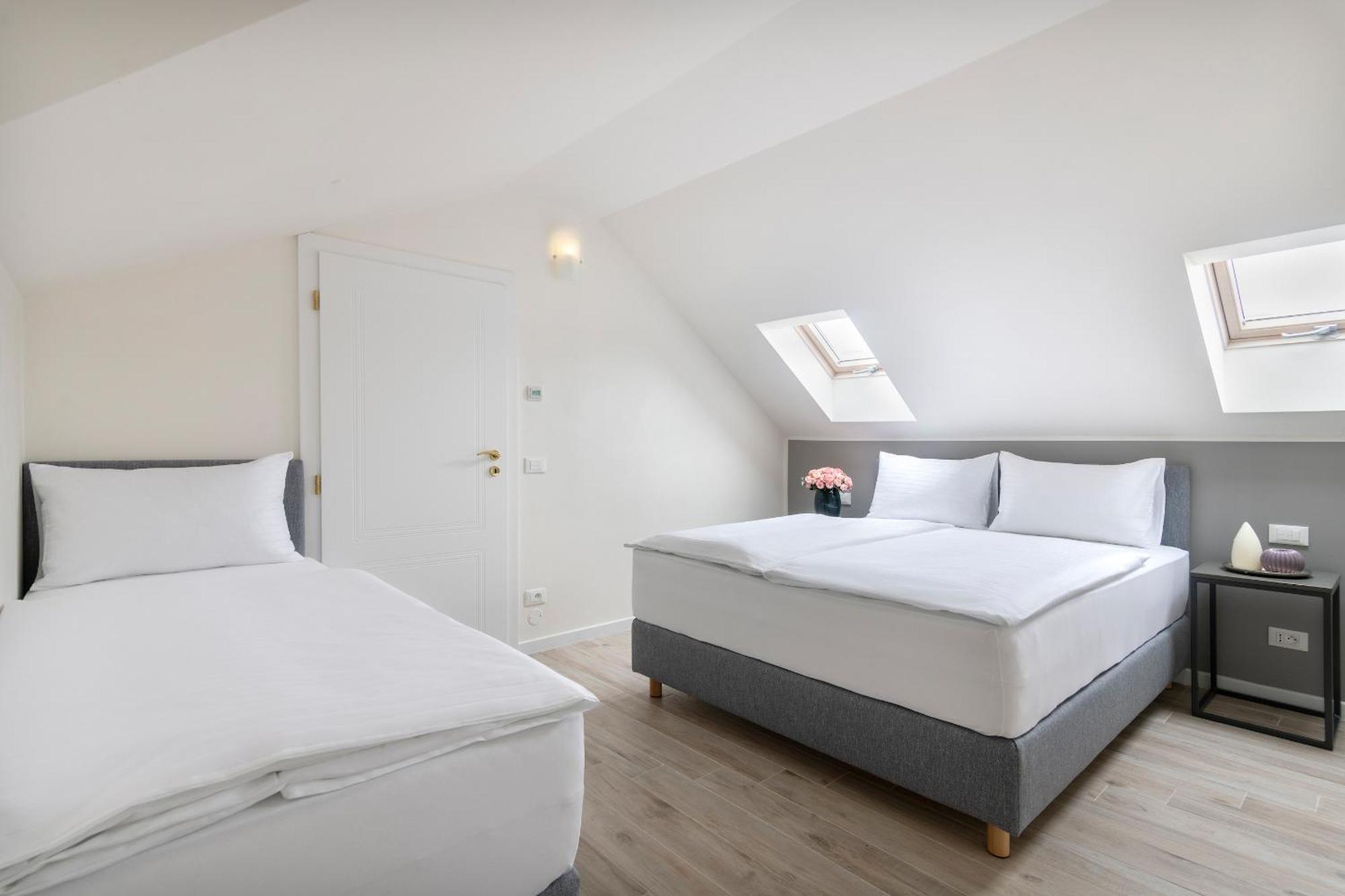 Kinsky Garden Apartments And Suites By Dwellfort Prag Værelse billede